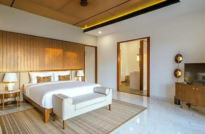 Reillo Hotel 4*